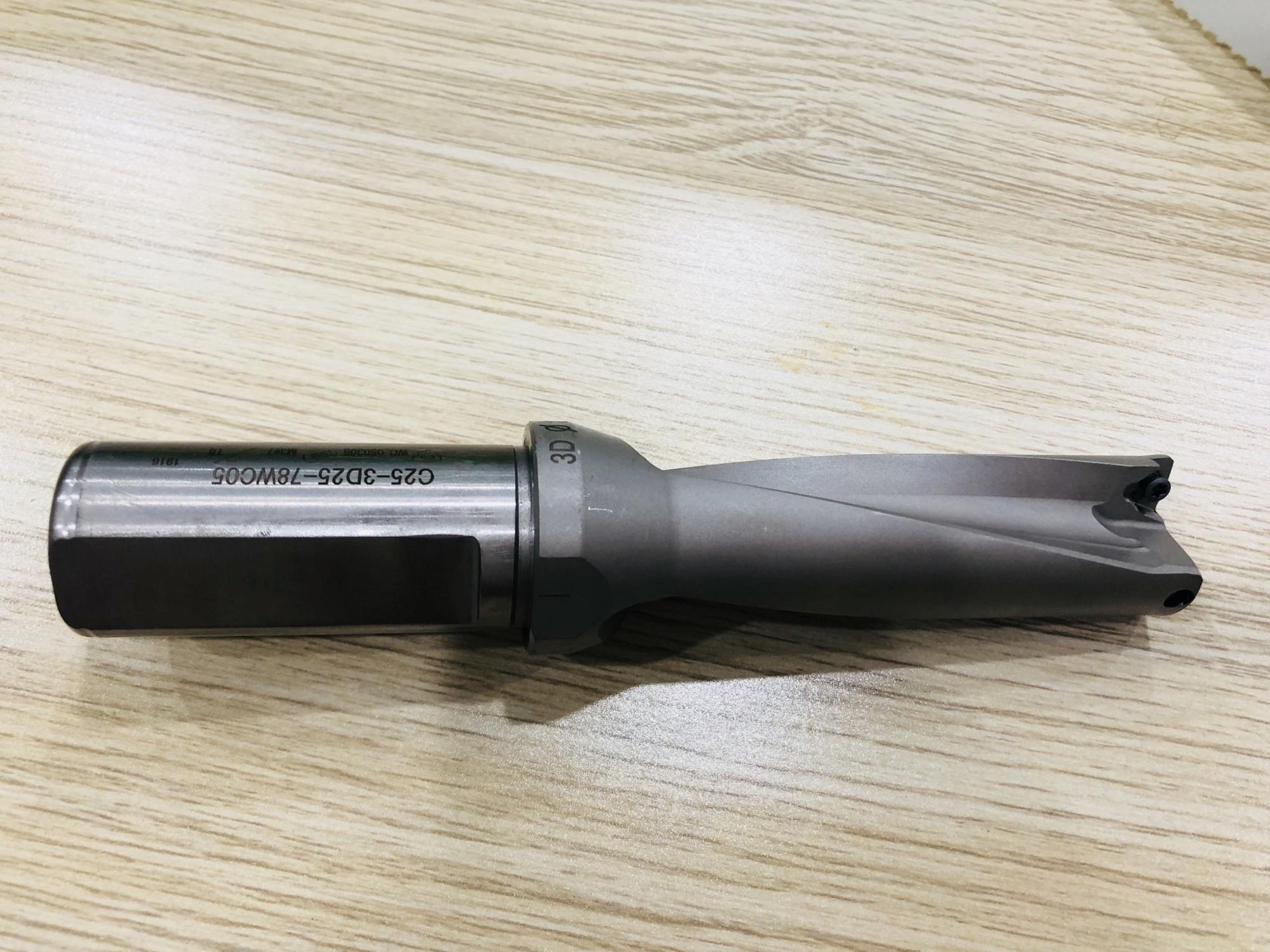 Indexable drills detail 2