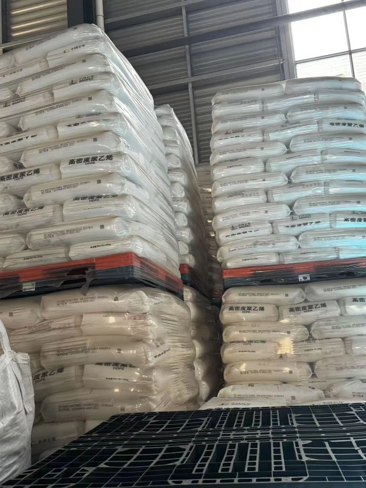 Industrial Plastic Palletbeverage Warehouses Boost Sales Via Plastic Pallets Speeding Turnover