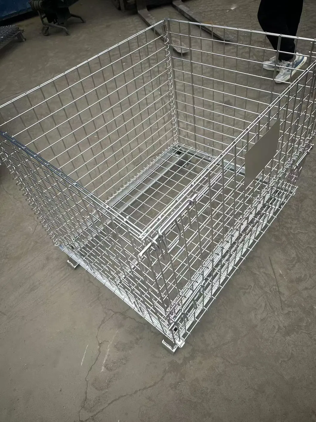 Foldable Mesh Container