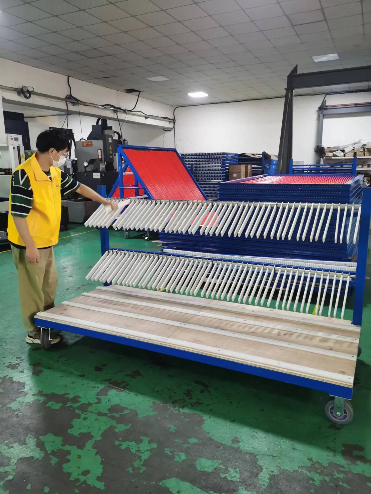 Portable Insulated Glass Transport Dolly with Wheels