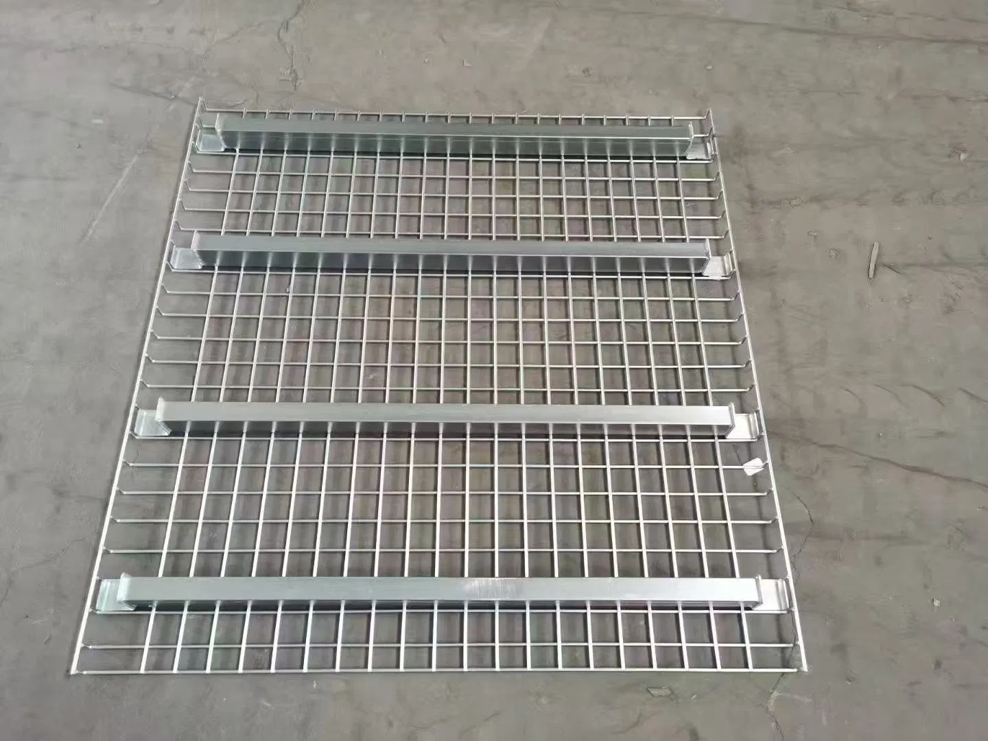 Powder Coated Mesh Wire Decking Container for Transportation and Storage