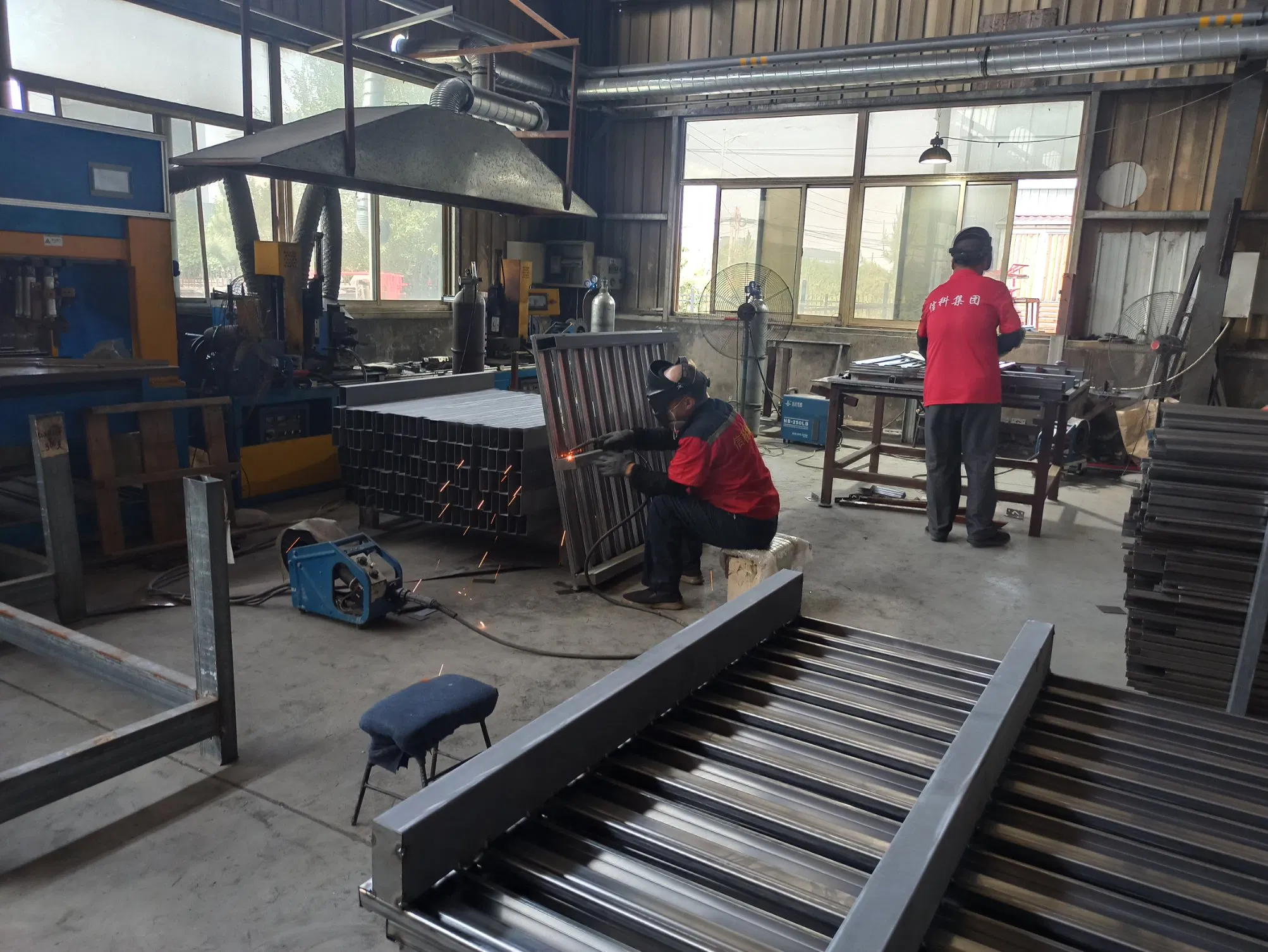 Metal Pallet Steel Pallet Warehouse Pallet Heavy Duty Pallet