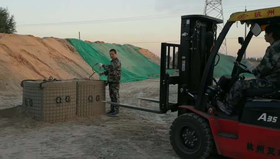 Heavy Duty Industrial Stackable Storage Containers Metal Pallet Cage
