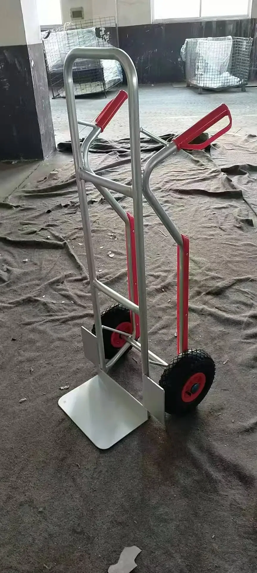 Cheapest 150kgs Steel Hand Trolley Lightweight Telescoping Handle Hand Trolley Foldable Hand Trolley Sack Truck Dolly for Warehouse Logistics Use