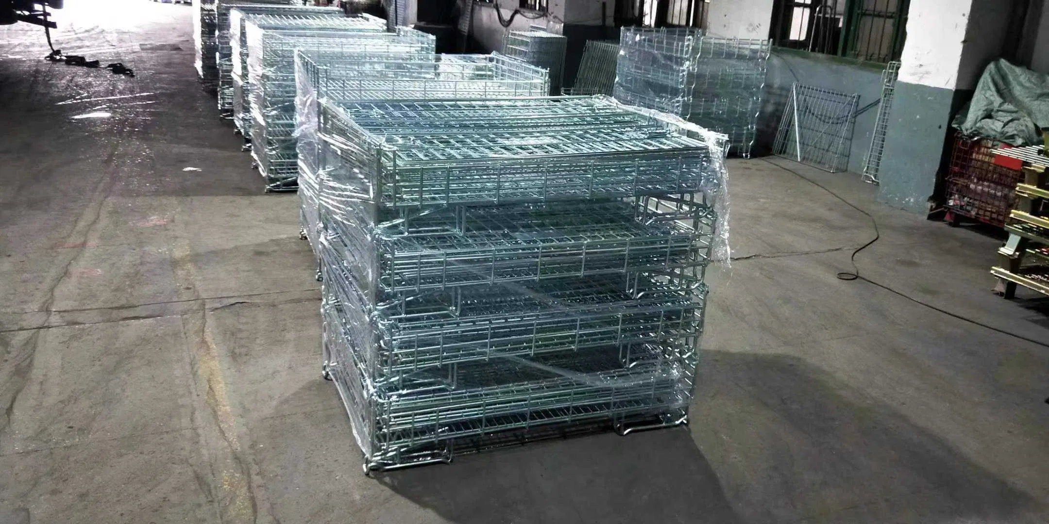 European Metal Folding Wire Mesh Storage Cage for Wine Bottle