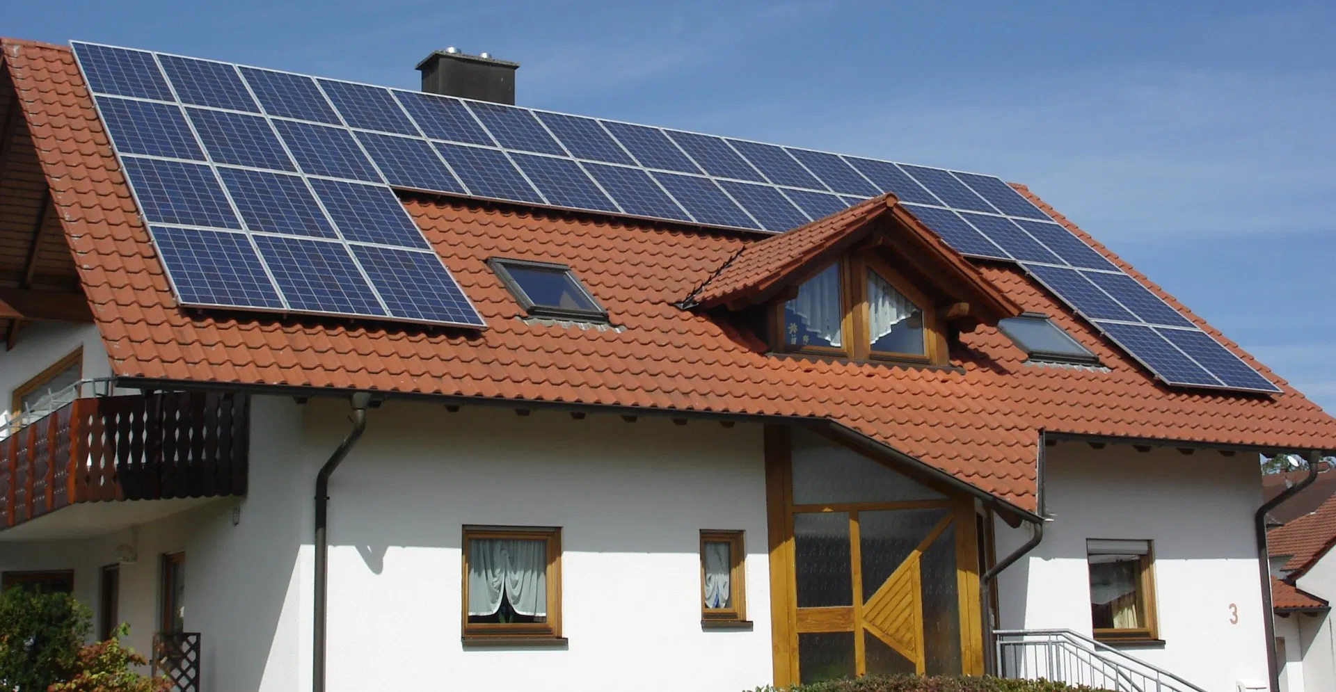 Viviendas modulares e invernaderos