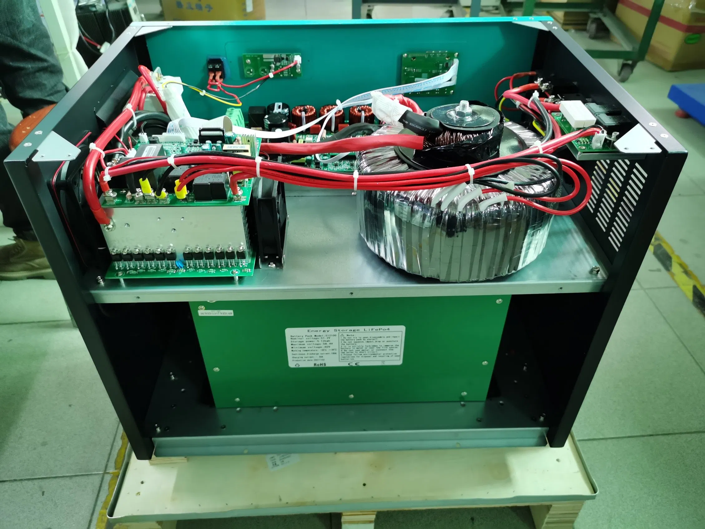 Sistema de Almacenamiento de Energía Solar Portátil Completo 5kw 10kwh LiFePO4 Fuera de la Red para el Hogar