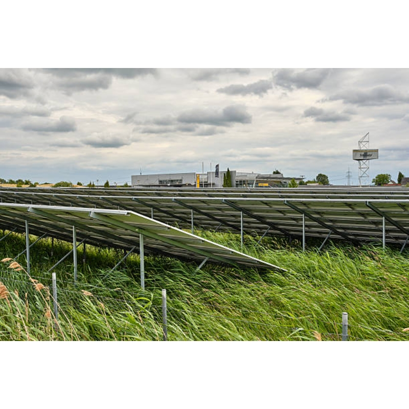 Sistema de Montaje de Paneles Solares de Alta Resistencia para Agricultura Fuera de la Red
