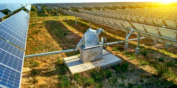 Soluciones de Montaje de Paneles Solares Agrícolas