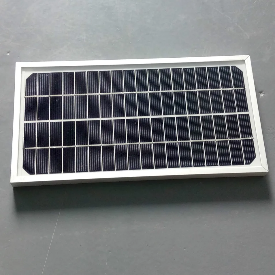 Componentes de almacenamiento de energía fotovoltaica