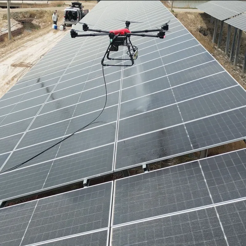 Dron de Inspección y Limpieza Solar con Sistema de Pulverización de Alta Presión