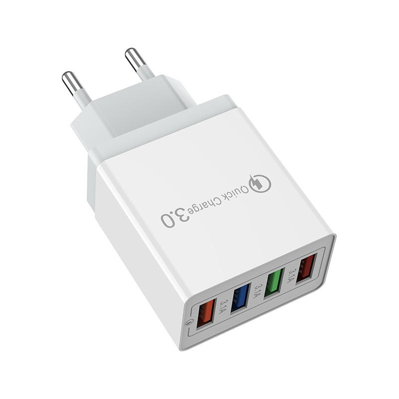 شاحن سريع متعدد المناطق: 4 منافذ USB للاستخدام العالمي