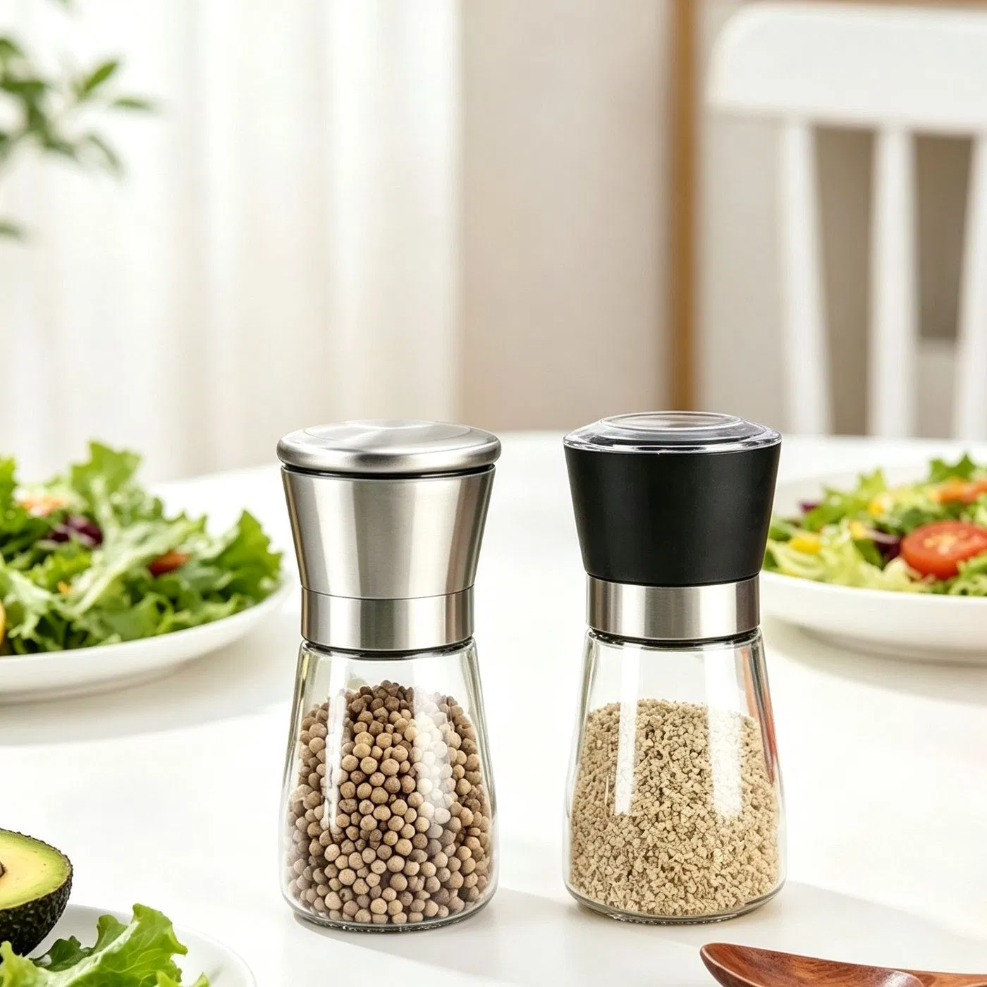 Moedor de Especiarias de Aço Inoxidável Resistente à Umidade e Econômico Prevê a Agregação de Especiarias Mesmo em Ambientes de Cozinha com Alta Umidade