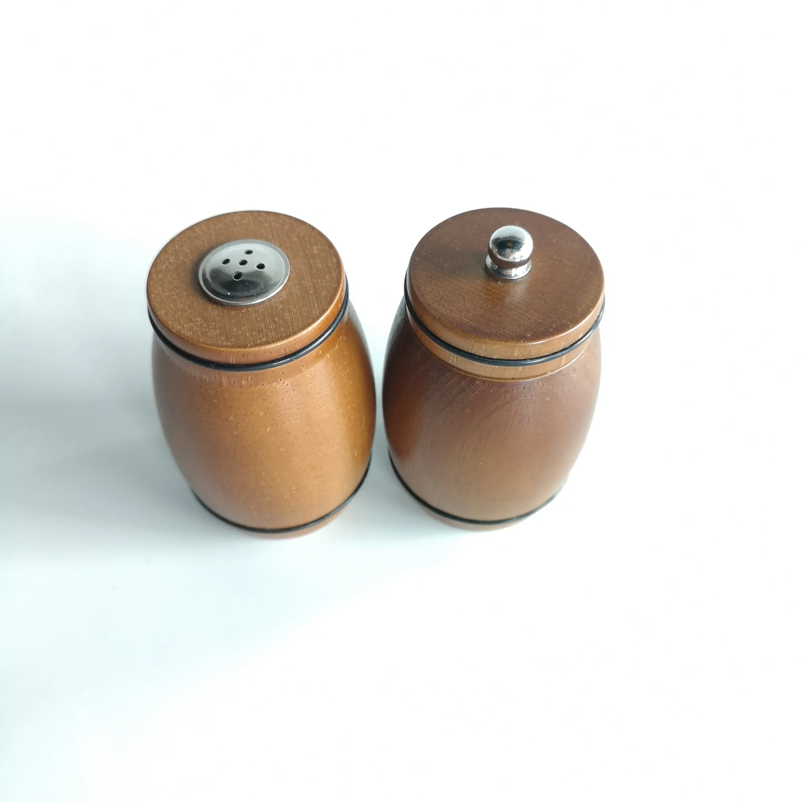 Conjunto de moedores de sal e pimenta de madeira manual personalizada em tamanho pequeno