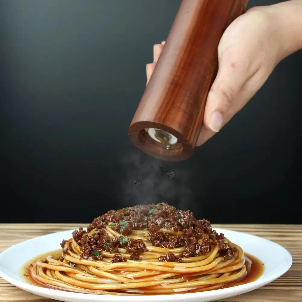 Conjunto de Moedores de Sal e Pimenta de Madeira: um Conjunto Elegante de Moedores de Sal Marinho e Pimenta Preta para Temperar, Cozinhar e Servir