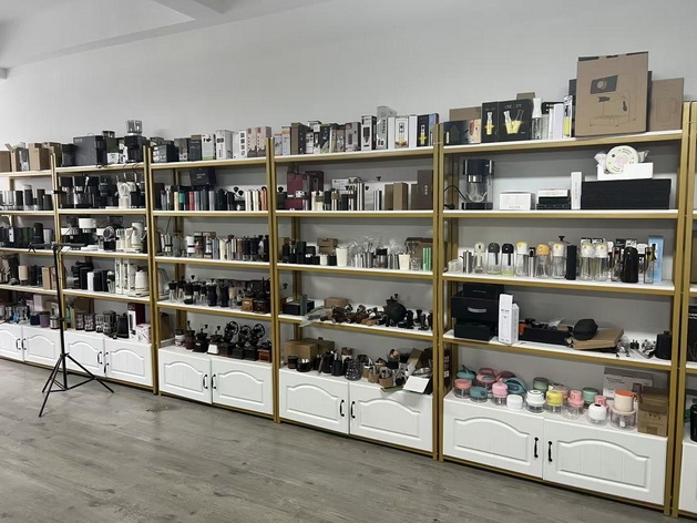 Fábrica Foshan Toffe Kitchen — instalações de produção de moedores de sal e pimenta