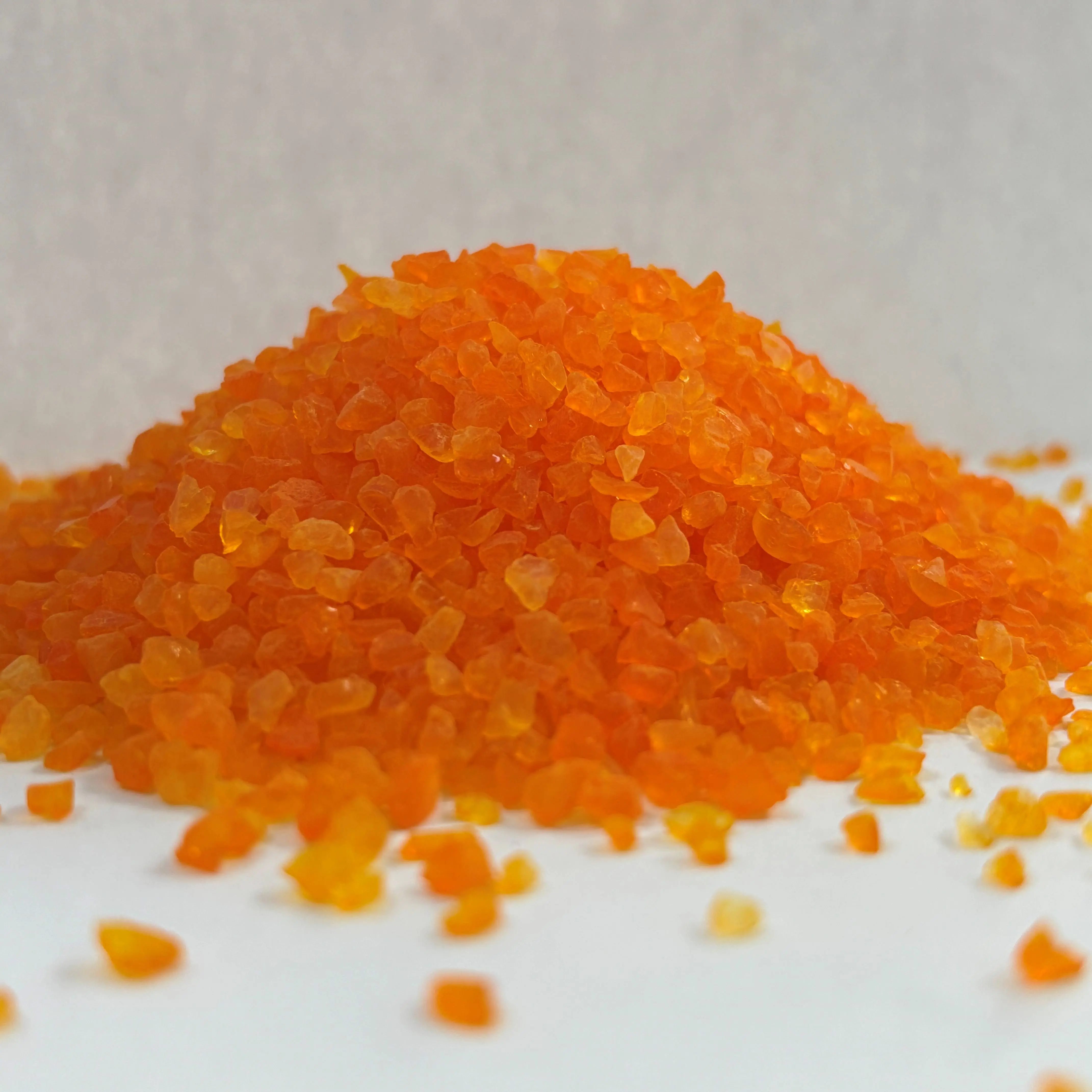 OEM Durable Orange Crystal Cat Litter from China Suppliers: Sand-Saving, Color-Changing, and Odor-Absorbing Factory Product Manufacturer, Supplier