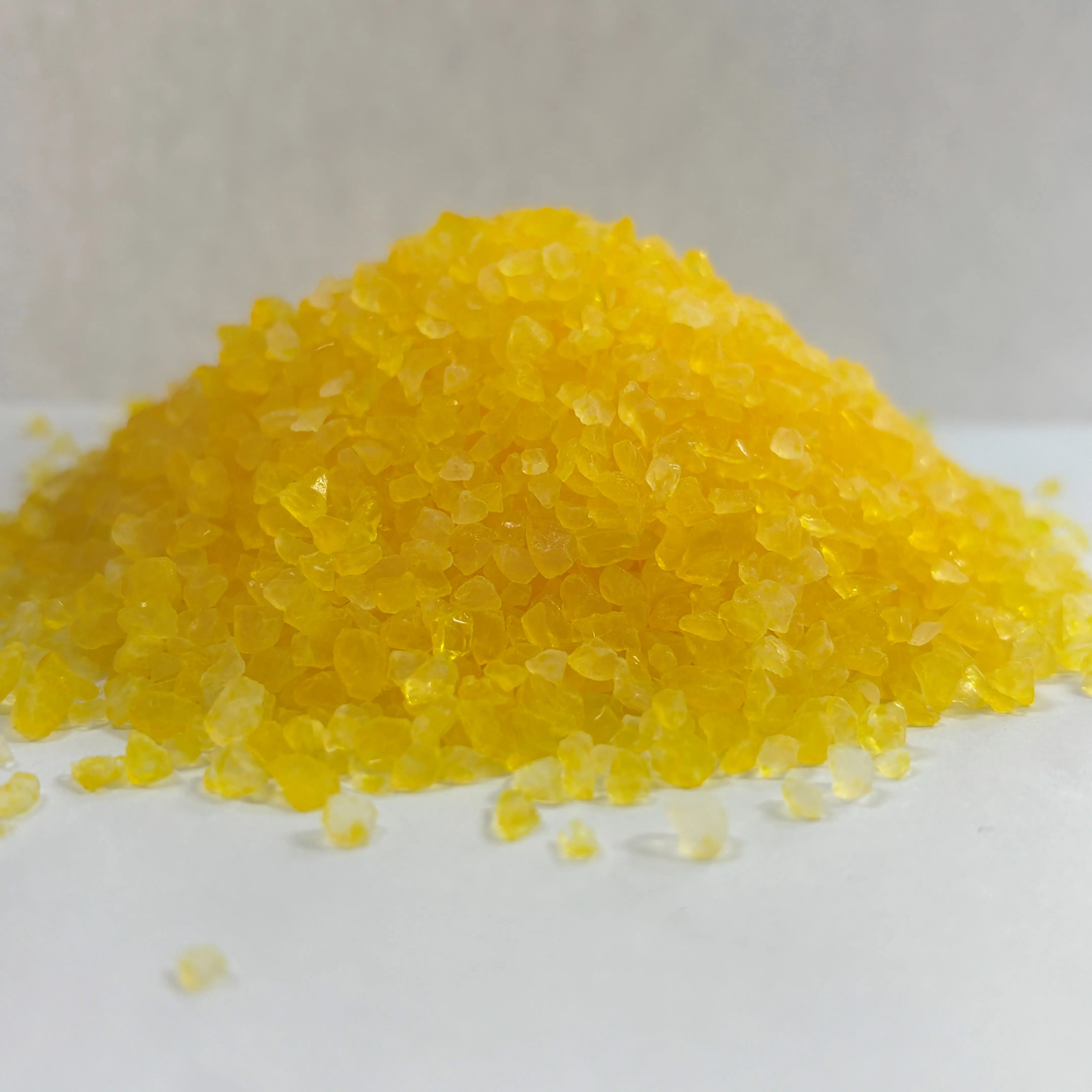 Wholesale Super absorbent yellow crystal cat litter Supplier, Factory
