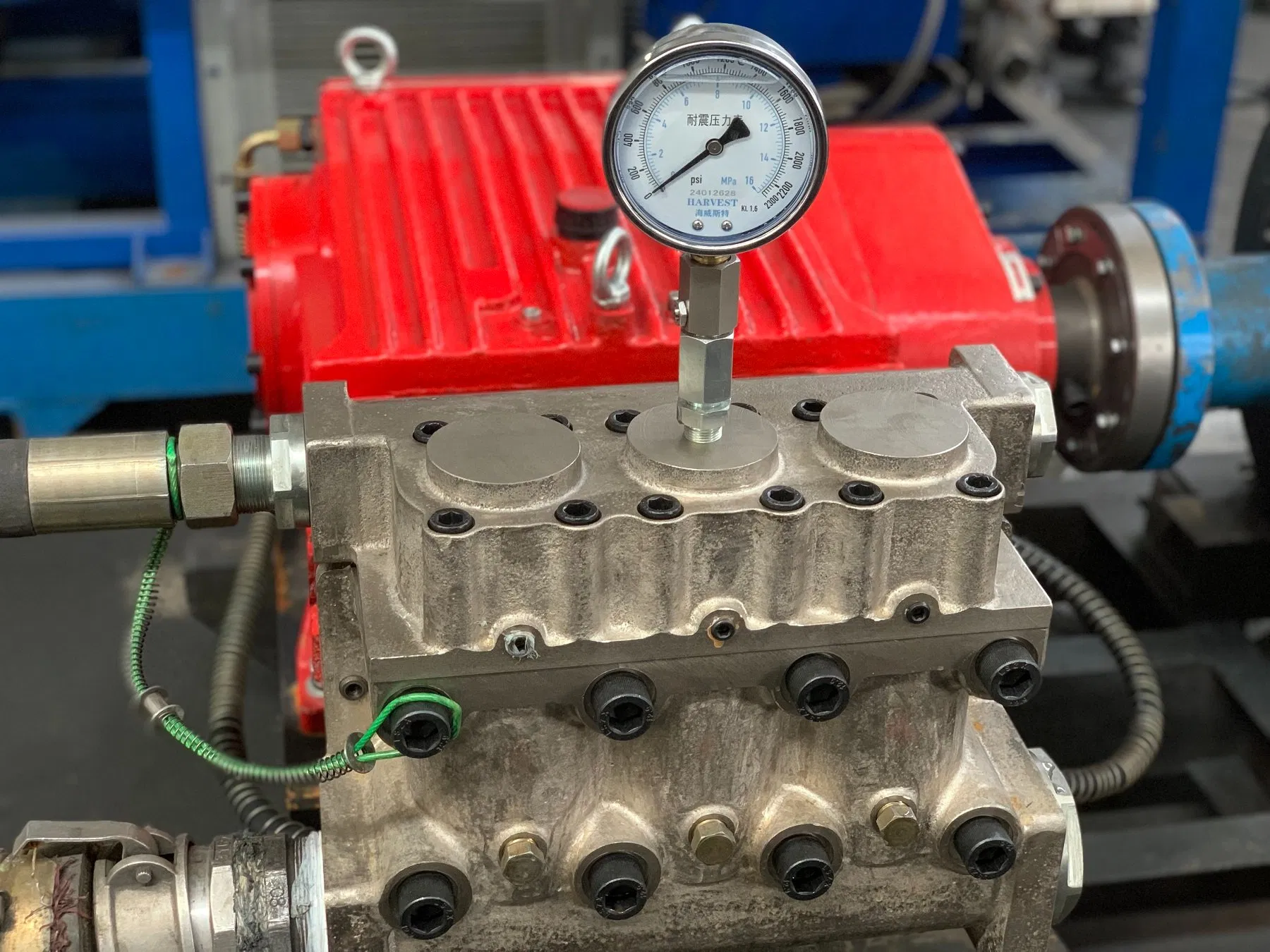 High Pressure Cleaning Machine/Industrial Triplex Plunger Pump China/Ultra High Pressure Water Pump/Oil Pipeline Cleaning/Ship Hulls Cleaning