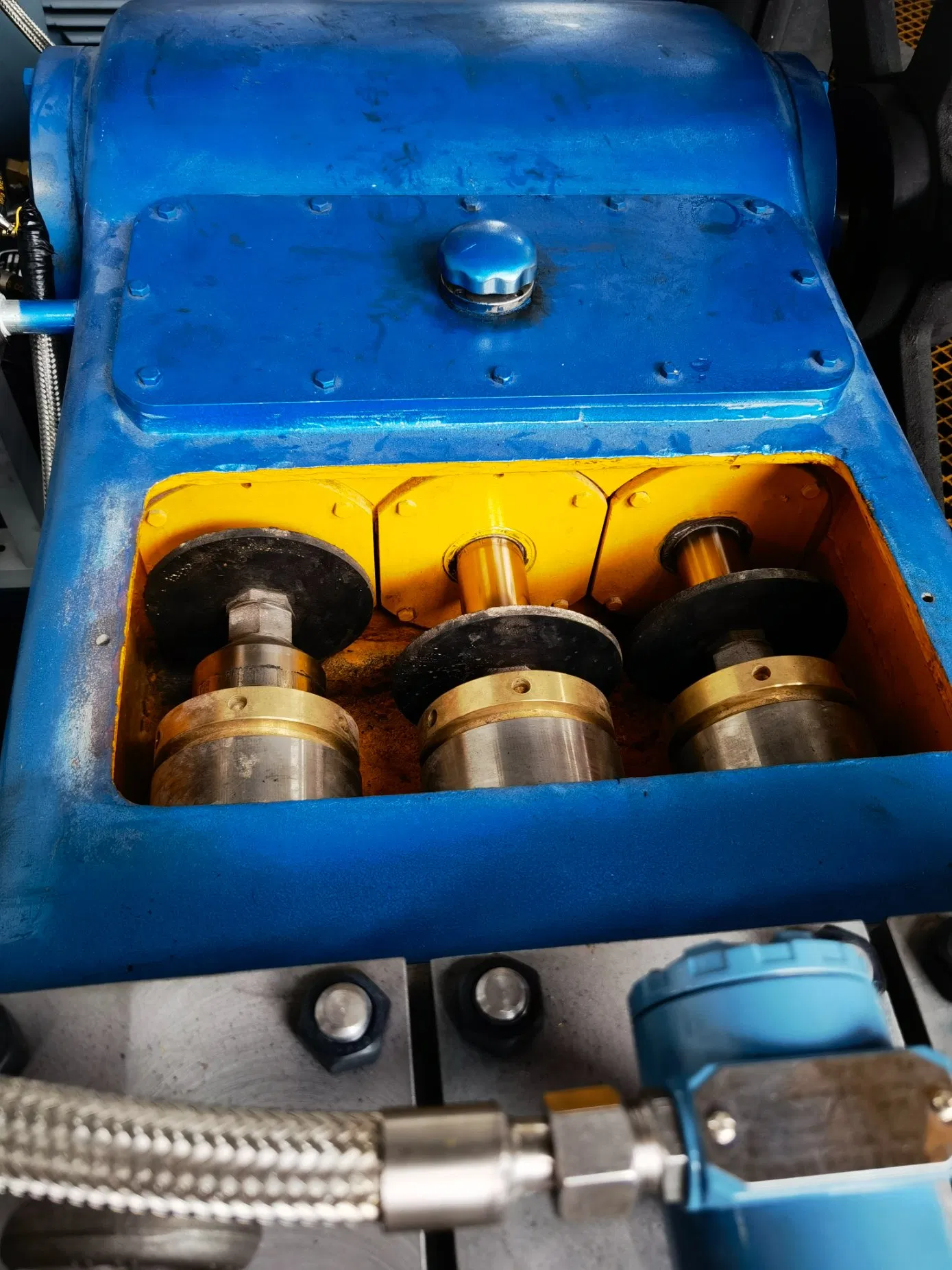 High Pressure Triplex Single Acting Piston Plunger Crude Oil Transfer Mud Pump for Oilfield T210