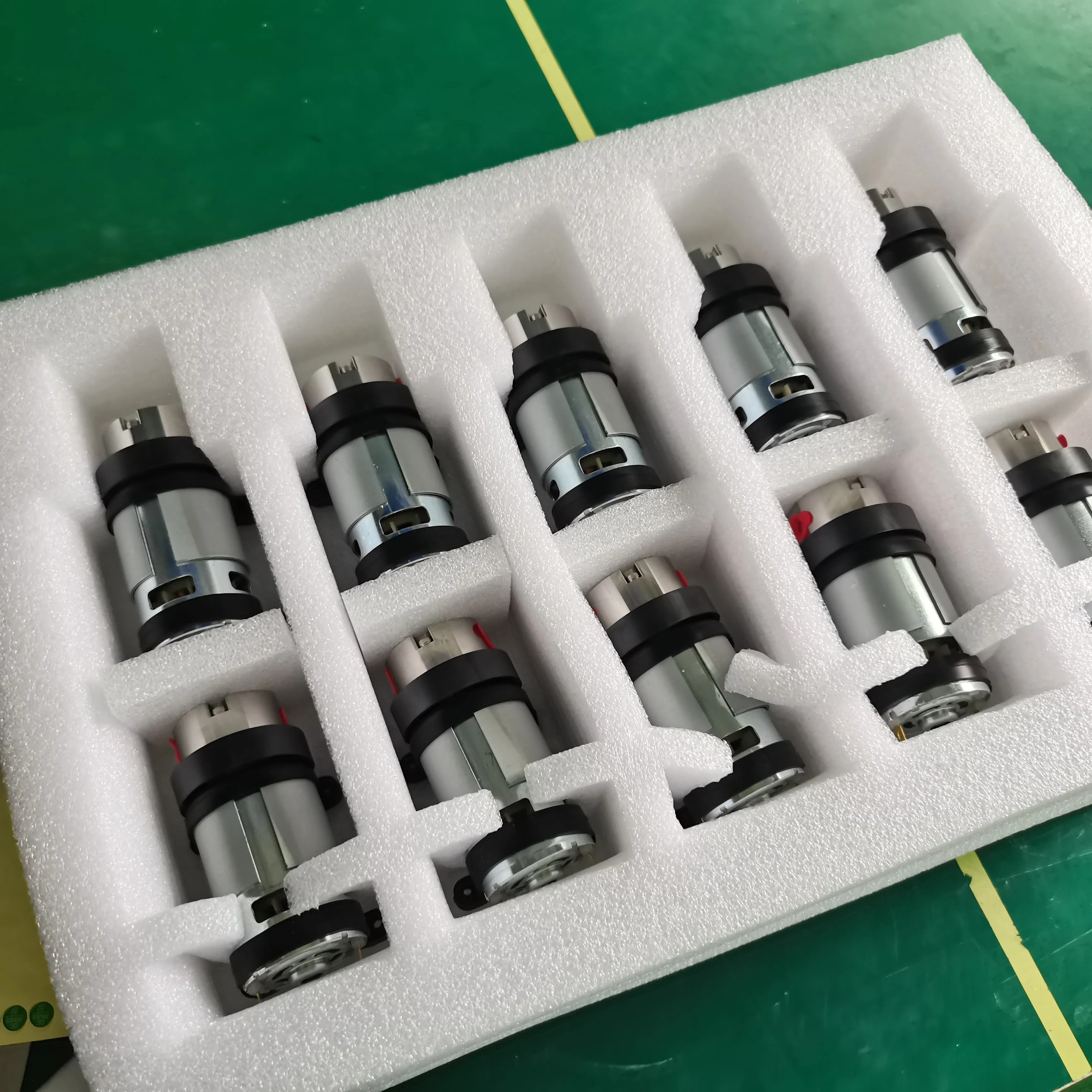 22+ Years Manufacturer Small Flow Low Pressure Liquid Transfer Oil Water Chemical Metering Pump Positive Displacement Micro Magnetic Drive Gear Pump for Filling