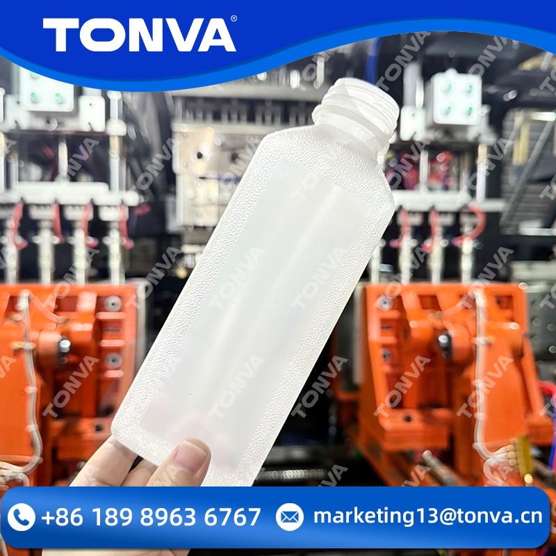 Certificación CE Máquina de moldeo por soplado de botellas de plástico de China - Proveedores y fábrica de alta eficiencia 4+4 Fabricantes, Fábricas