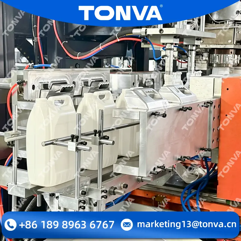 Alta Calidad Máquina de moldeo por extrusión-soplado para bidones cuadrados de plástico con asa Fábrica, Fabricante