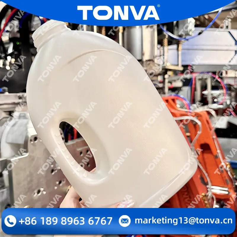 Famoso Máquina de Moldeo por Soplado de Botellas de Detergente para Ropa - Proveedores y Fabrica en China Fabricantes, Fabricante