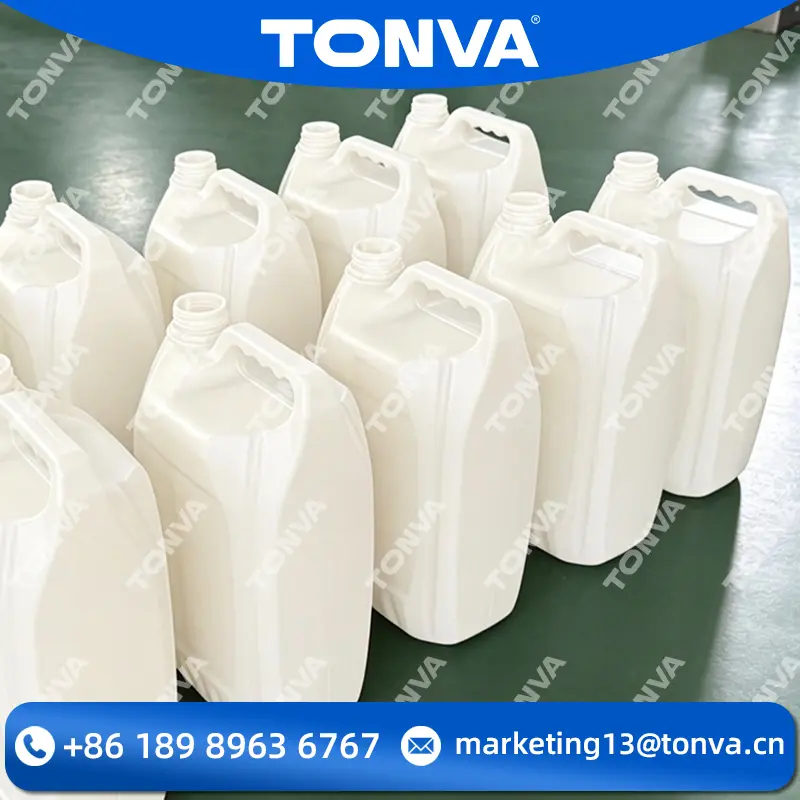 Alta Calidad Máquina de moldeo por extrusión-soplado para bidones cuadrados de plástico con asa Fábrica, Fabricante