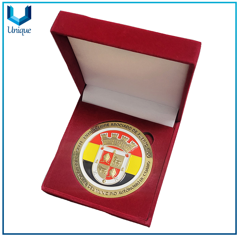 Custom 3D Gold Souvenir Puerto Rico Award Medal with Velvet Gift Box