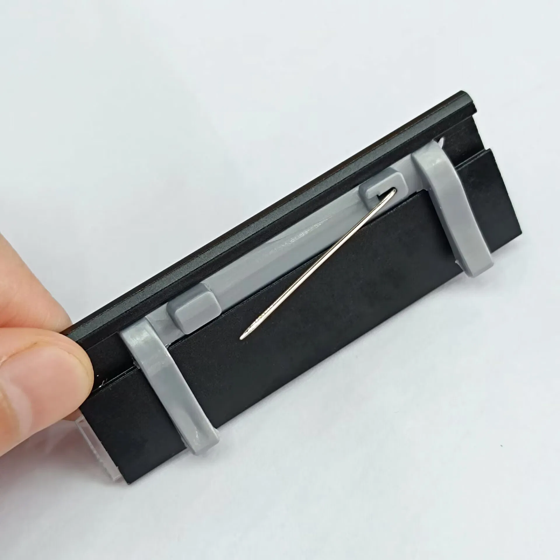 High Quality Custom Metal Logo Blank Name Tag Plate Badge Engraved Brass Custom Aluminum Metal Name Plate Nameplate Badge