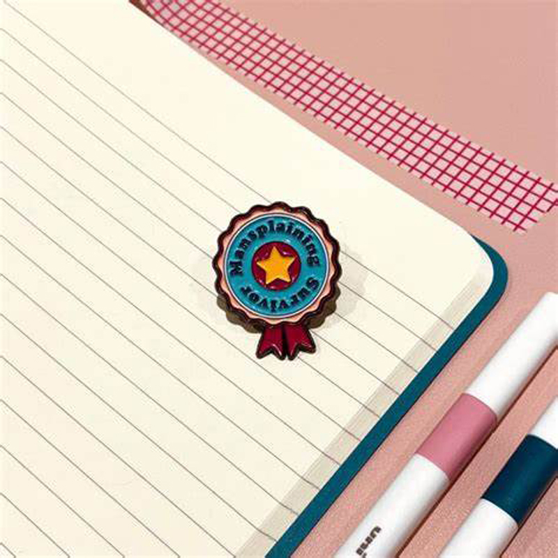 Manufacturer Maker Wholesale Hard Soft Enamel Pin Custom Designer Creative Lapel Pin Rosette Enamel Pins Badges