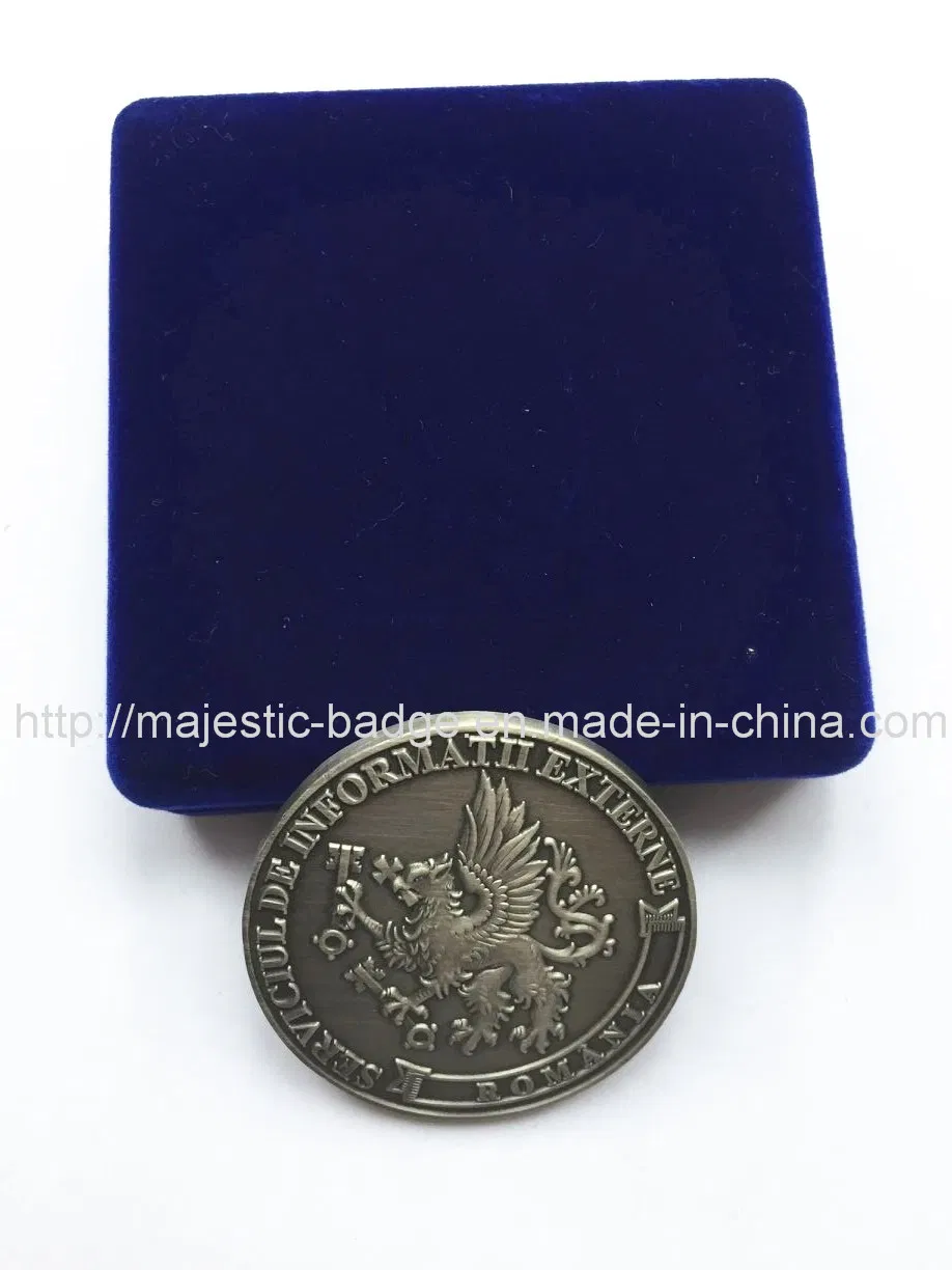 Custom 3D Metal Coin Zinc Alloy Material Plating Antique Silver Challenge Coin with Velvet Box for Souvenir