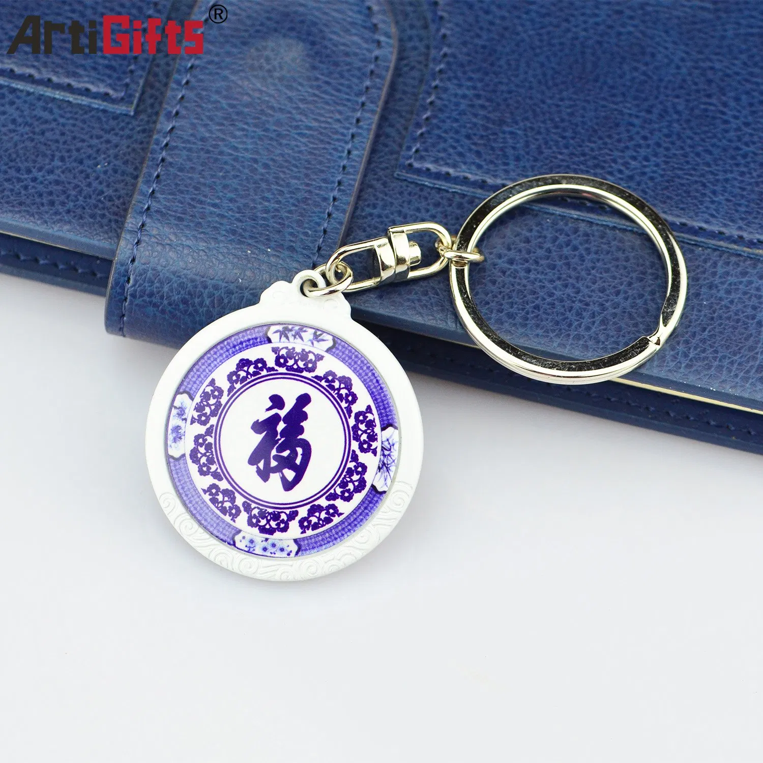 Wholesale Custom Logo Metal Keychain Color Whistle Shape Keychain