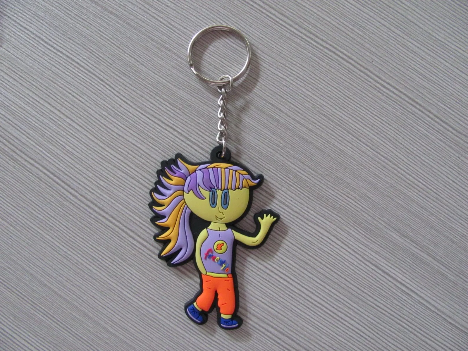 Custom Size No MOQ Flexible Rubber Key Chains 3D Embossed Logo Soft Rubber Keychain Business Gift PVC Key Tag Holder