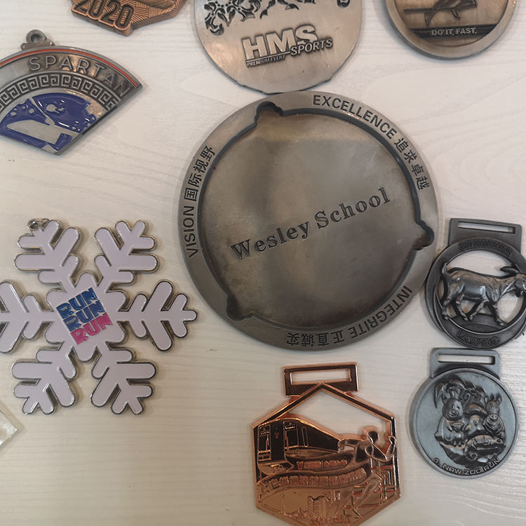 Custom Blank Gold Plated Souvenir Metal Sports Award Medal with Ribbons