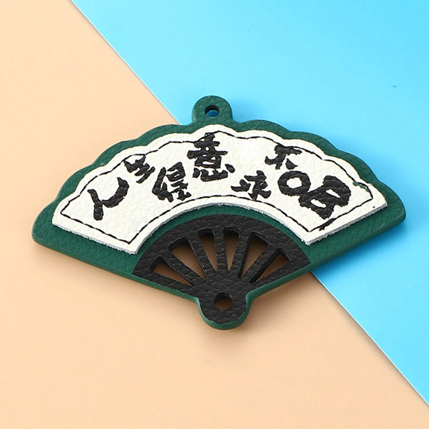 Cheap Custom Leather Blank Logo 3D Souvenir Wholesale Promotional Key Chain Custom Embossed Leather Logo Keyring Keychain