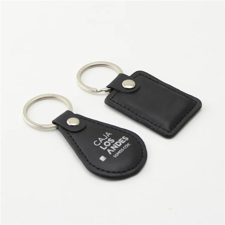 Promotional Gift Blank Metal Leather Keyring Custom Logo Design Car Luxury Leather Keychain for Gifts