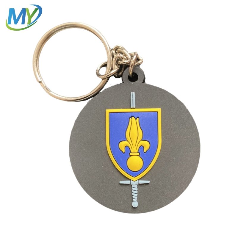 Custom Logo Keychain Embossed Rubber Keychain 2D 3D PVC Keychain