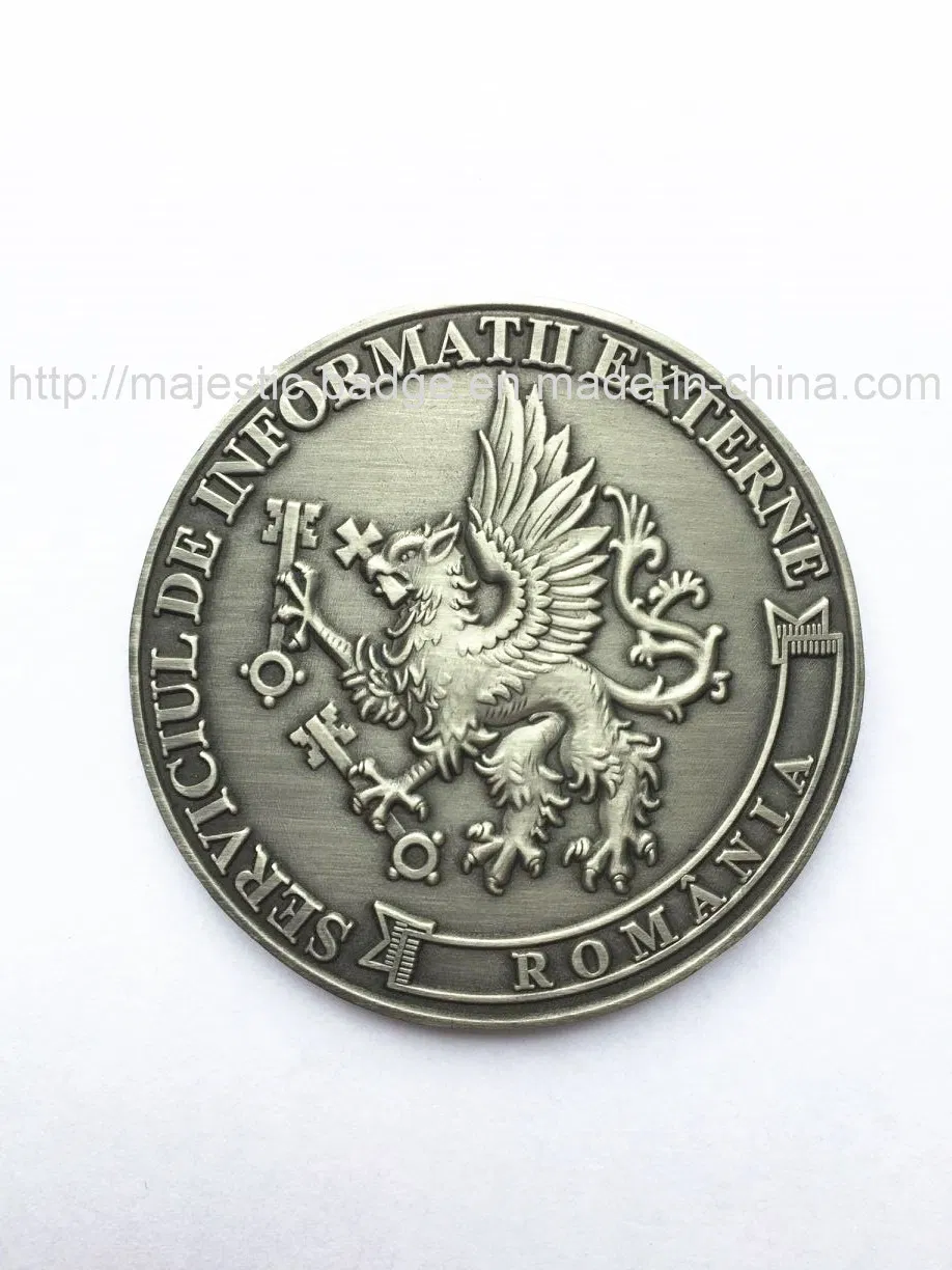 Custom 3D Metal Coin Zinc Alloy Material Plating Antique Silver Challenge Coin with Velvet Box for Souvenir