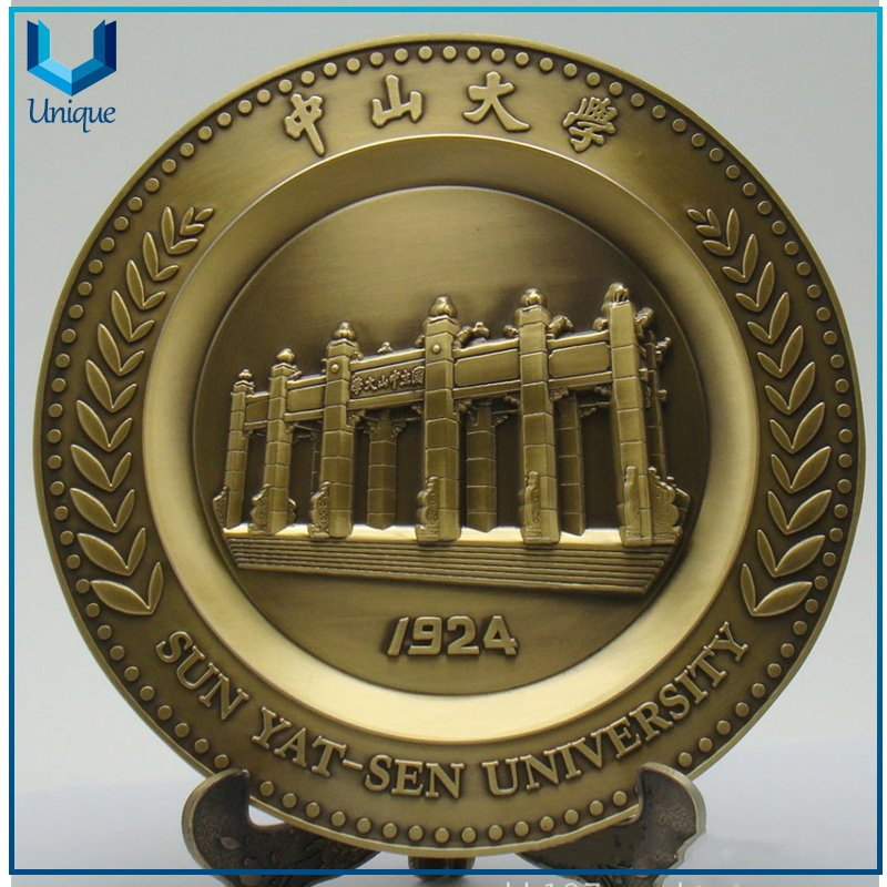 Customize Design Medal Plaque with Holder, Metal Commemorative Medal Plate with Display Metal Base for Souvenir Gifts