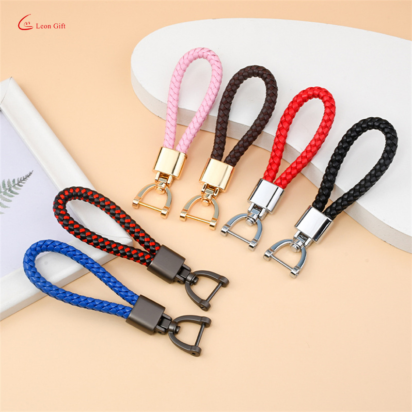 Wholesale Custom Logo Fashion Business Car Key Leather Braided Lanyard Accessories Horseshoe Buckle Key Chain Charm Metal Leather Keychain