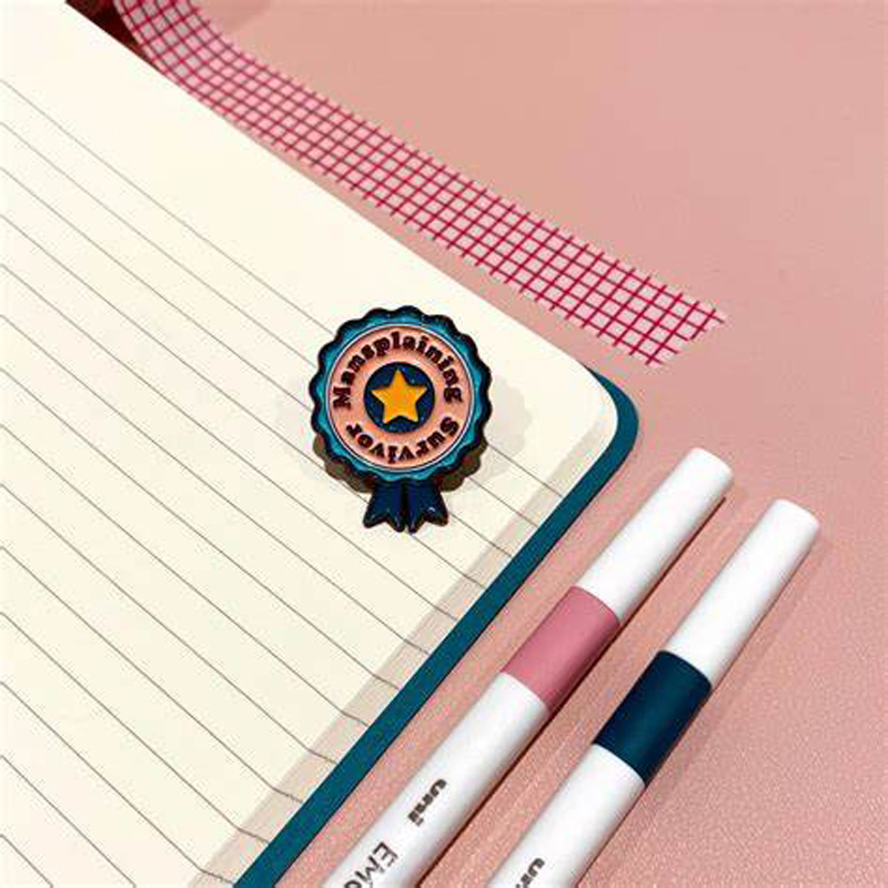 Manufacturer Maker Wholesale Hard Soft Enamel Pin Custom Designer Creative Lapel Pin Rosette Enamel Pins Badges