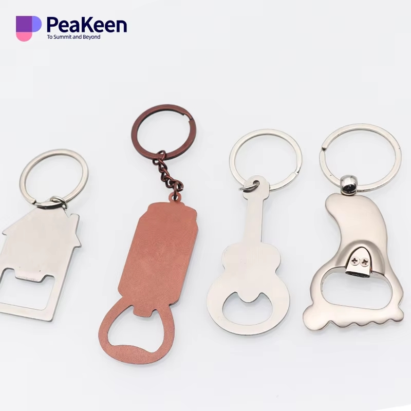 Manufacturer Wholesale Cute Animal Custom Logo Plush Wood Leather Chain Rubber Plastic Metal Key Chains