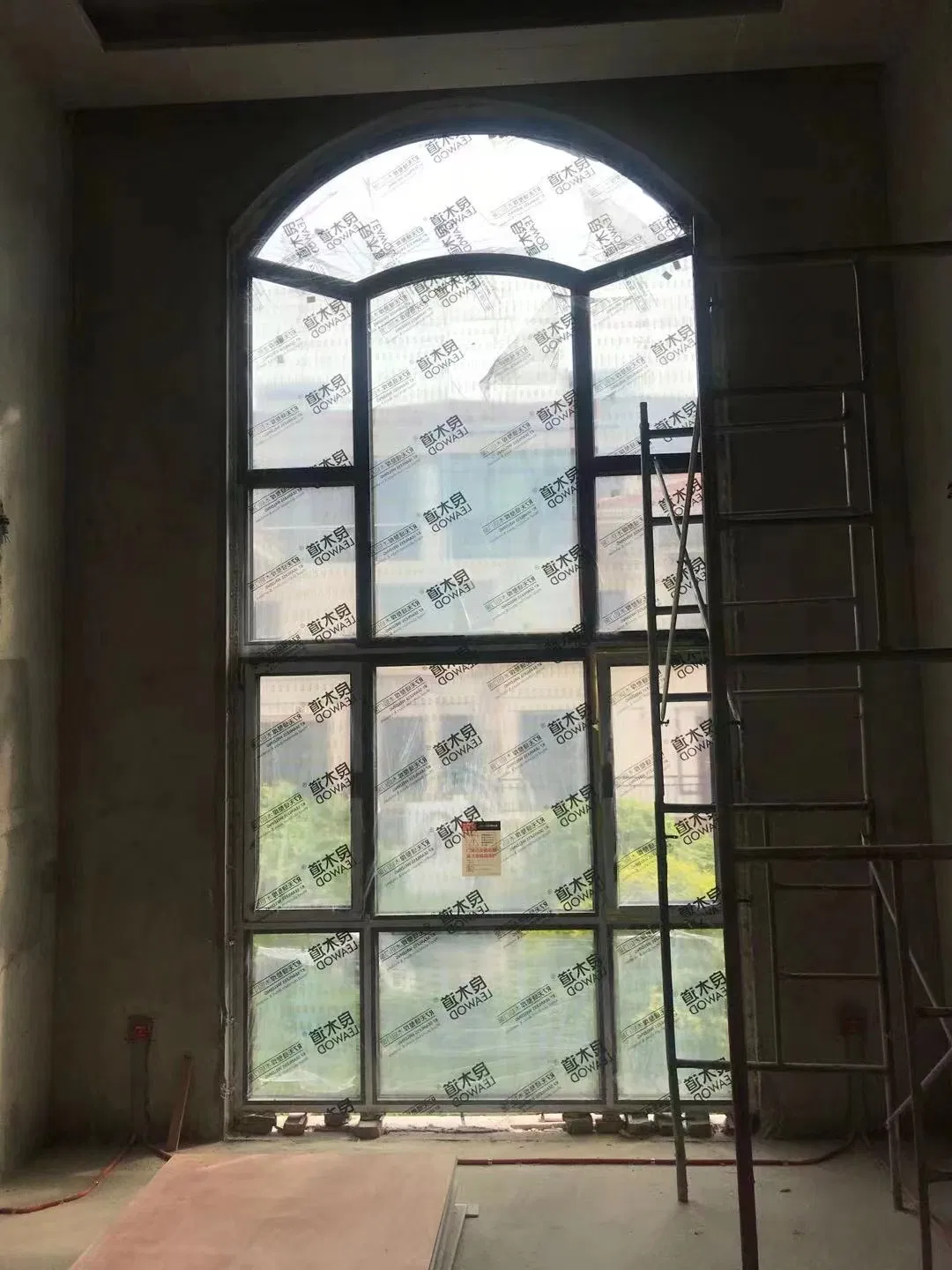 Premium Design Craftman Arch Aluminum Aluminium Alloy Fixed Window with Soundproof Heat Insulation for Church Temple Villa restaurant Museum