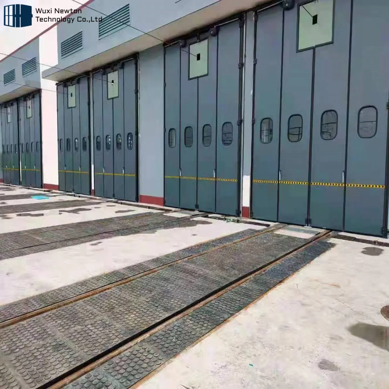 Factory Wholesale Low Maintenance Exterior Sliding Sturdy Wiring Supported Subway Folding Door