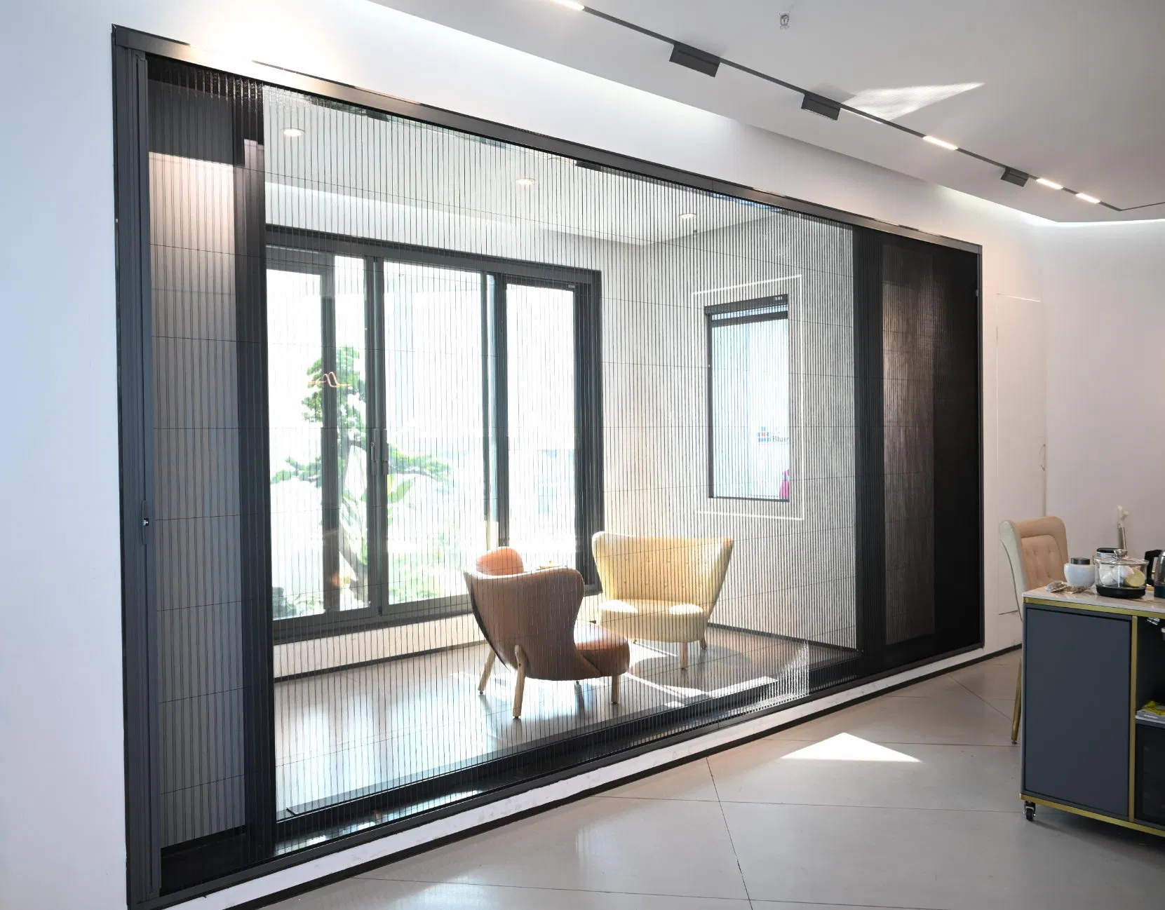 UV-Resistant Space-Saving Thin-Frame Aluminum Alloy Pleated Screen Window