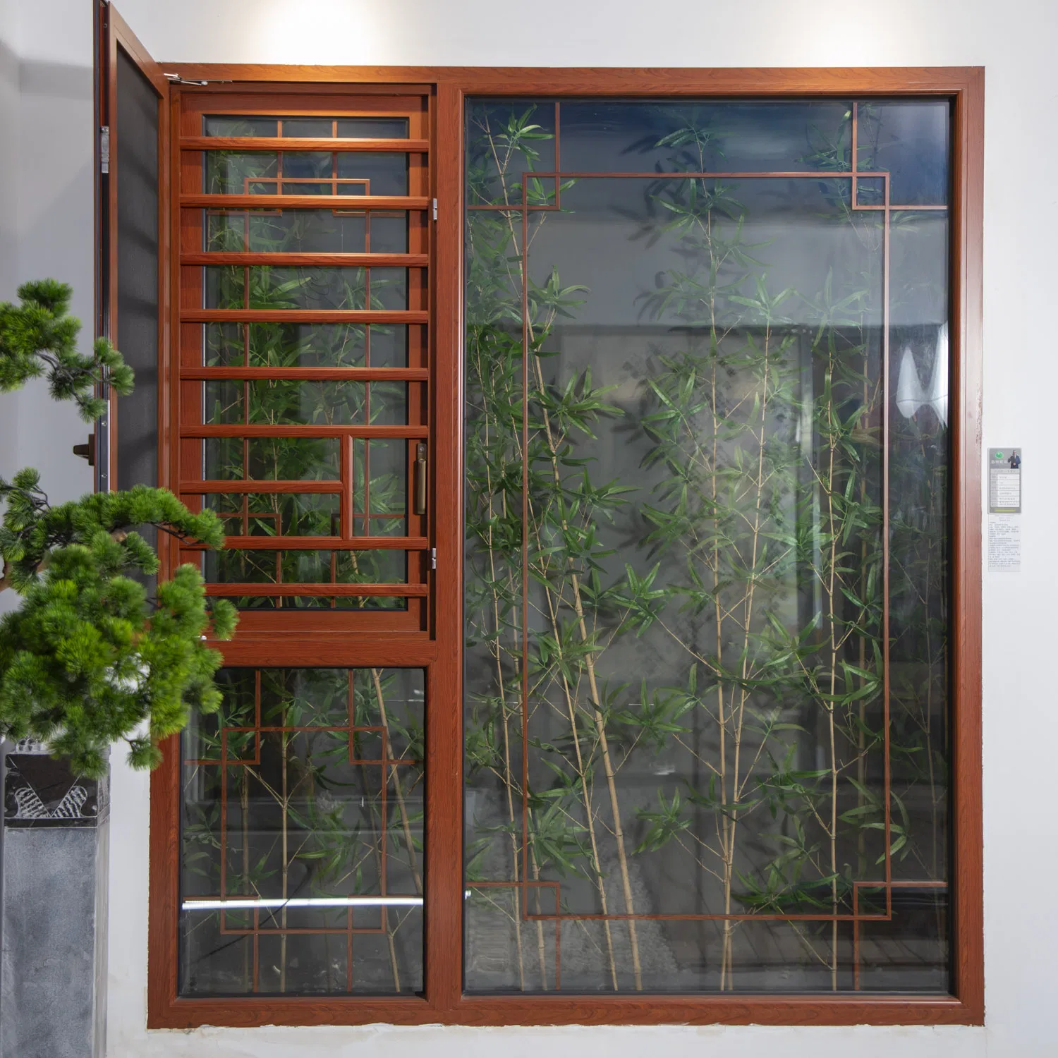 High Safety Requirements Rust-Resistant Aluminum Alloy Sliding Window &amp; Casement Window- 40FT Container, Lightweight &amp; Industrial Buildings