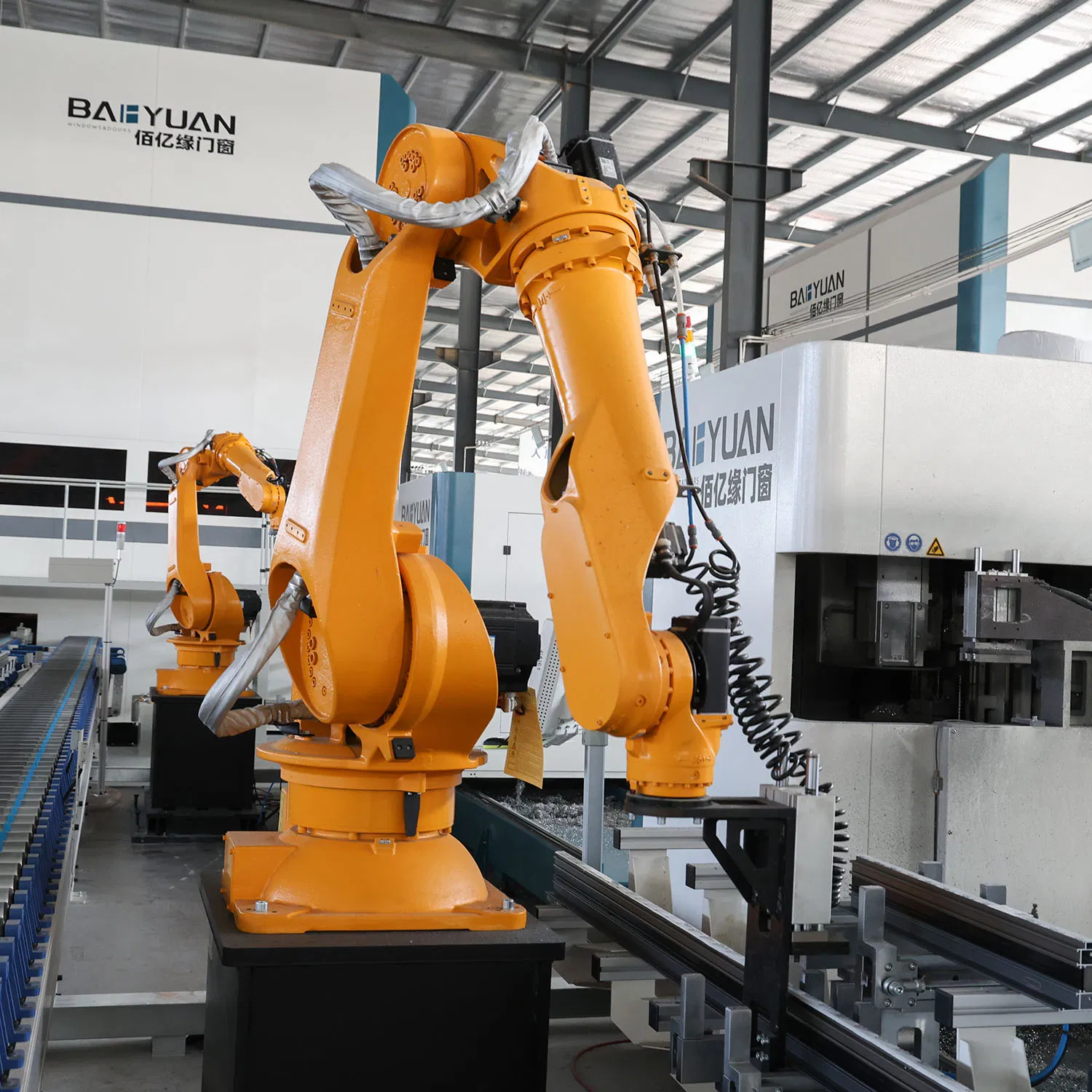 Customized Latest Design Double Layer Low-E Glass Aluminium Profile Tilt and Turn Window Energy Efficient Window Aluminum Casement Window for House