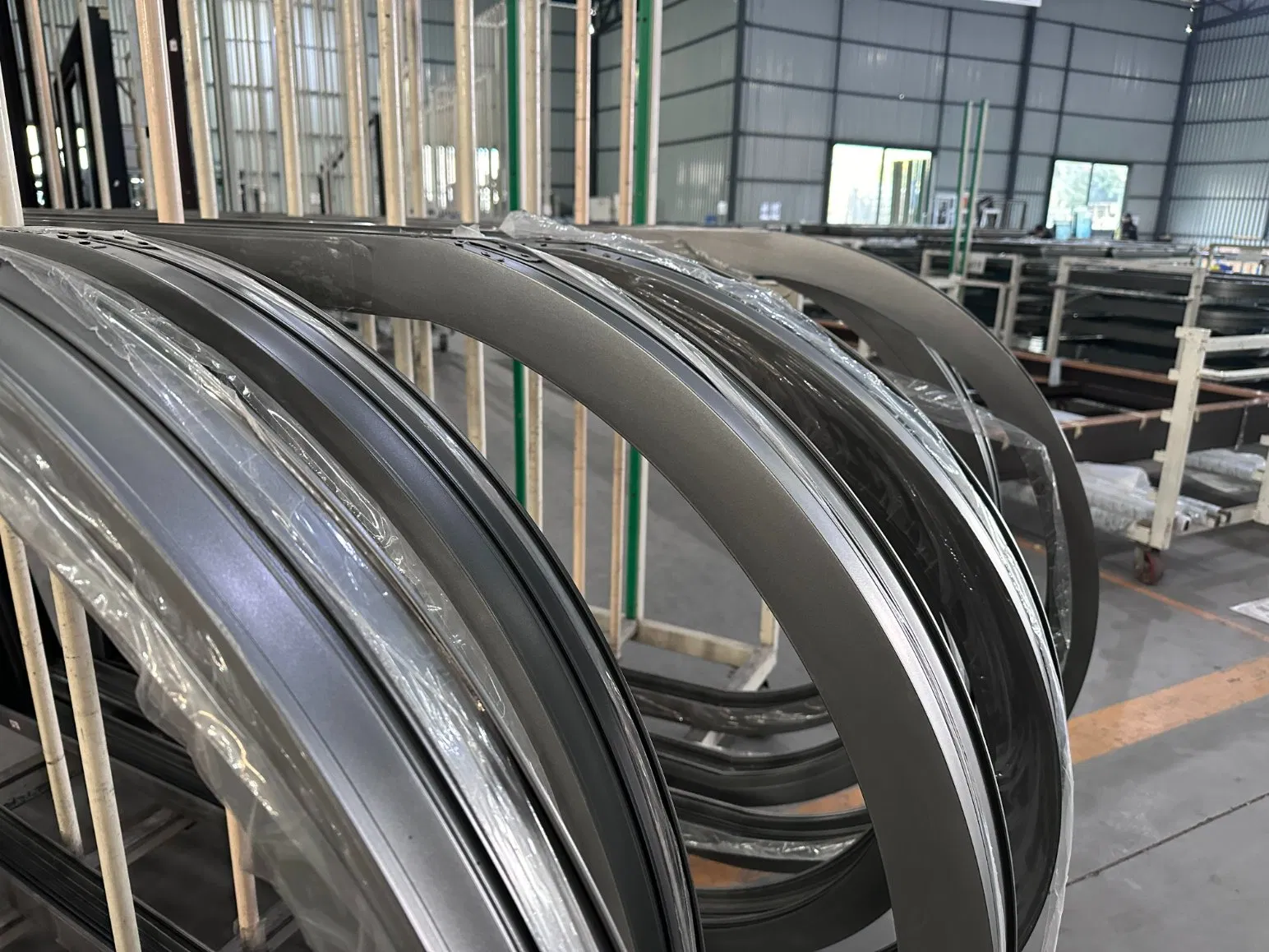 High Performance Heat Insulated Double Glazed Curved Aluminum Aluminium Metal Casement Swing Window for Domestic Commercial Use